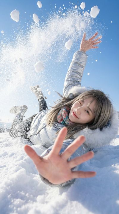 Winter Playful Fall Dynamic Impact